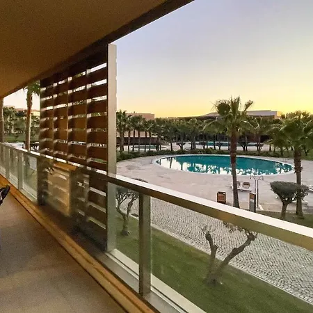 Herdade Dos Salgados,t3 8c-1b, Lagoas Appartement