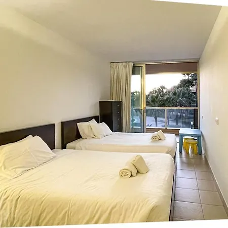 Herdade Dos Salgados,t3 8c-1b, Lagoas Apartment