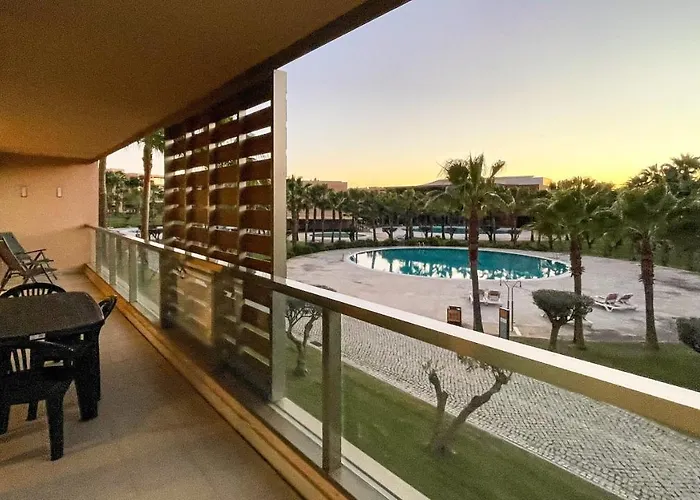 Herdade Dos Salgados,t3 8c-1b, Lagoas Apartament